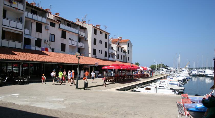 Apartment Zovko Poreč Exteriör bild